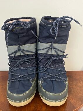 Marc Jacobs Navy and Gray Lace-Up Winter Boots